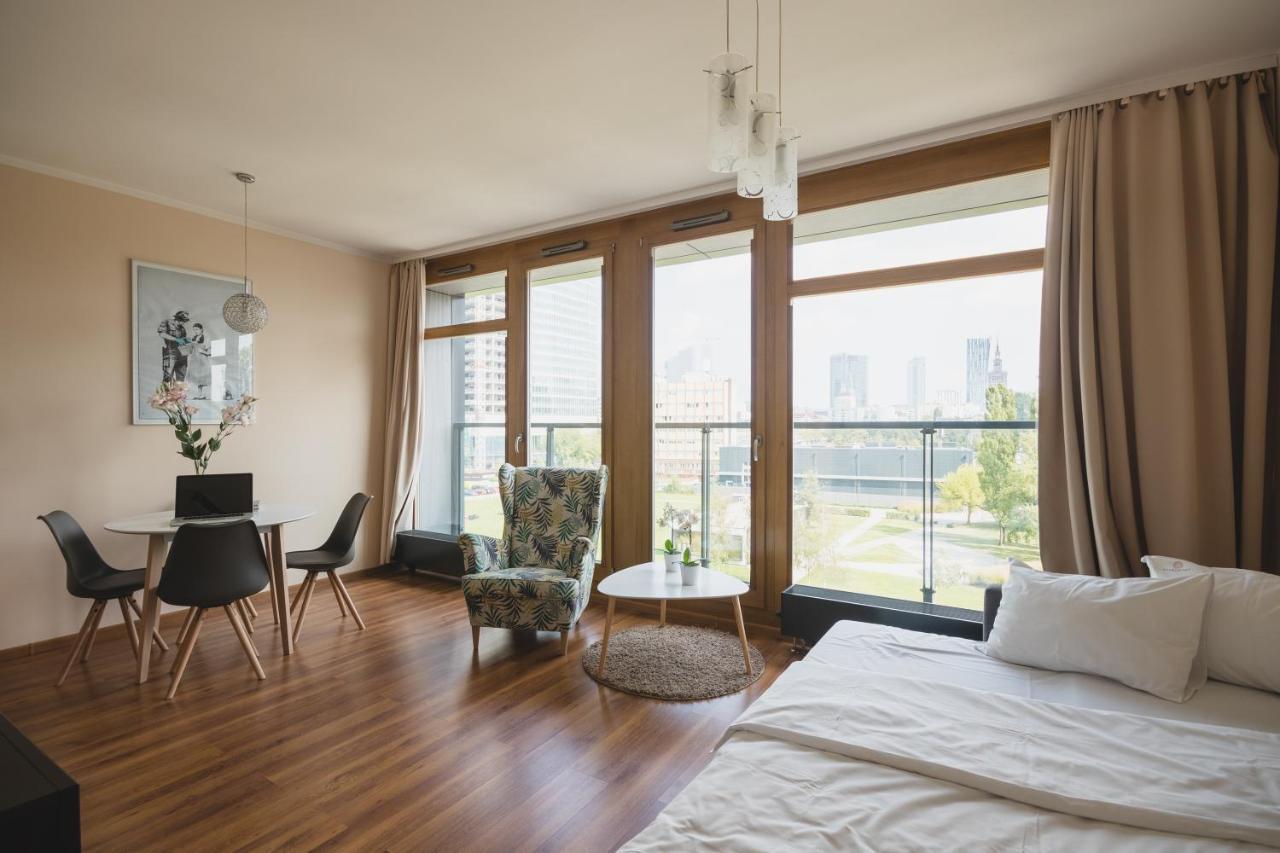 Warsaw Aparthotel Екстериор снимка