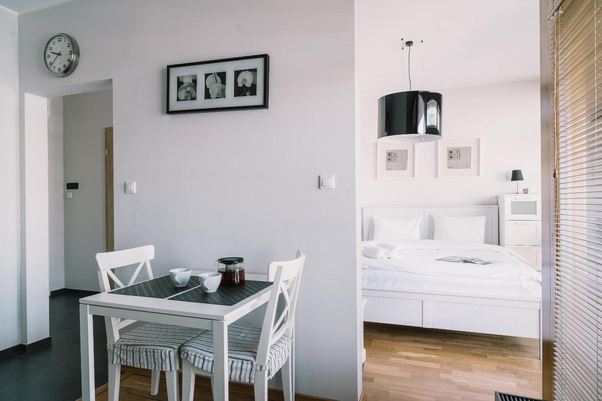 Warsaw Aparthotel Стая снимка