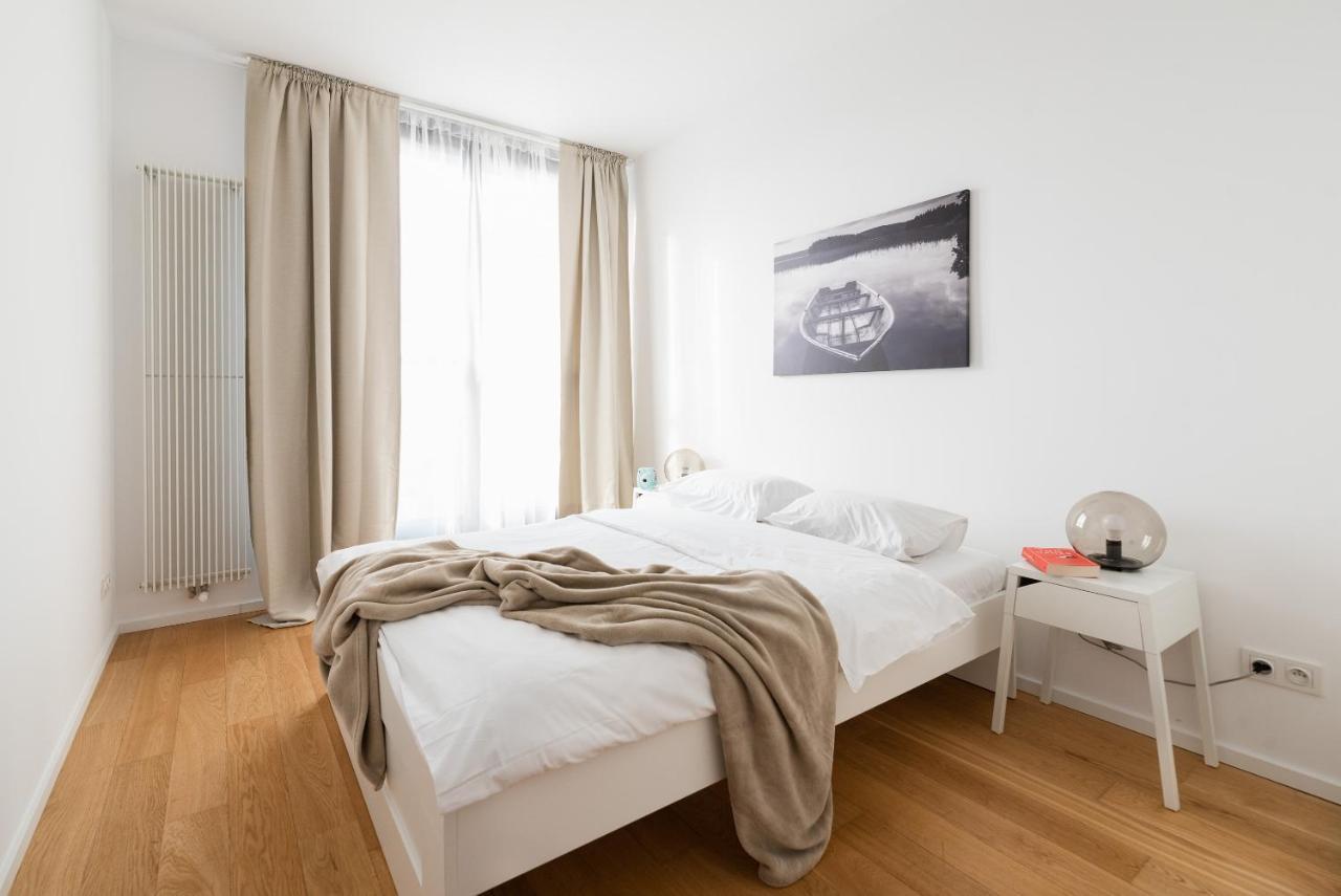 Warsaw Aparthotel Екстериор снимка