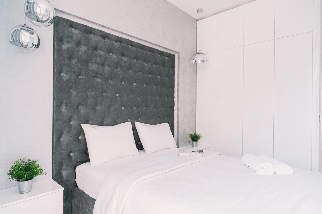 Warsaw Aparthotel Екстериор снимка